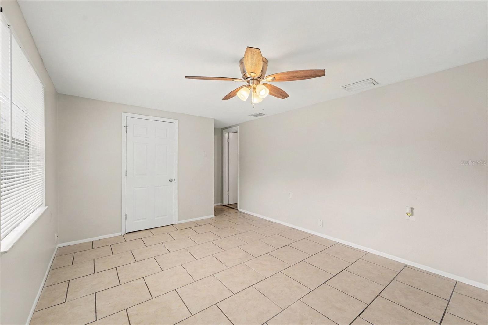 10036 Glen Moor Ln Property Photo 11