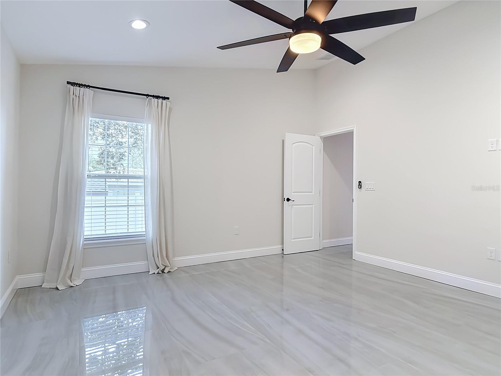 1471 Agatha Dr Property Photo 19