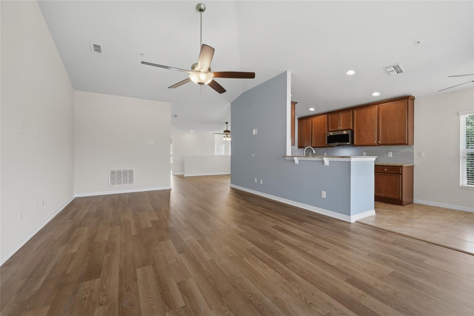 1214 Bella Rose Ct Property Photo 3
