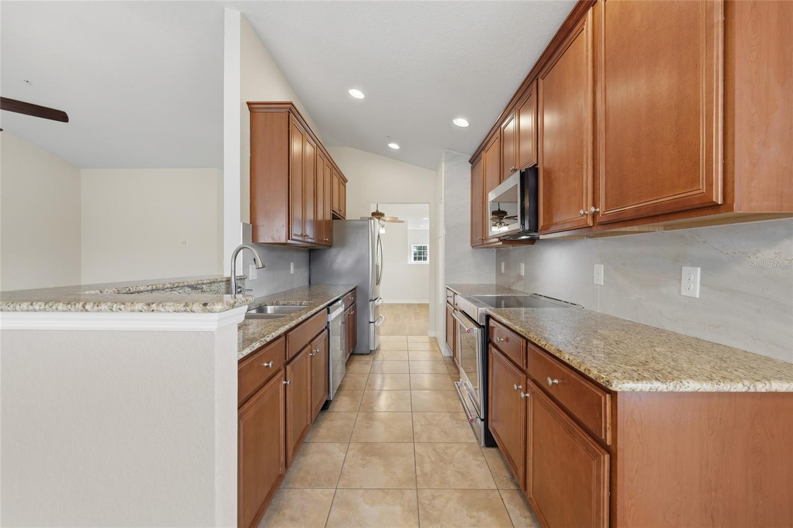 1214 Bella Rose Ct Property Photo 12