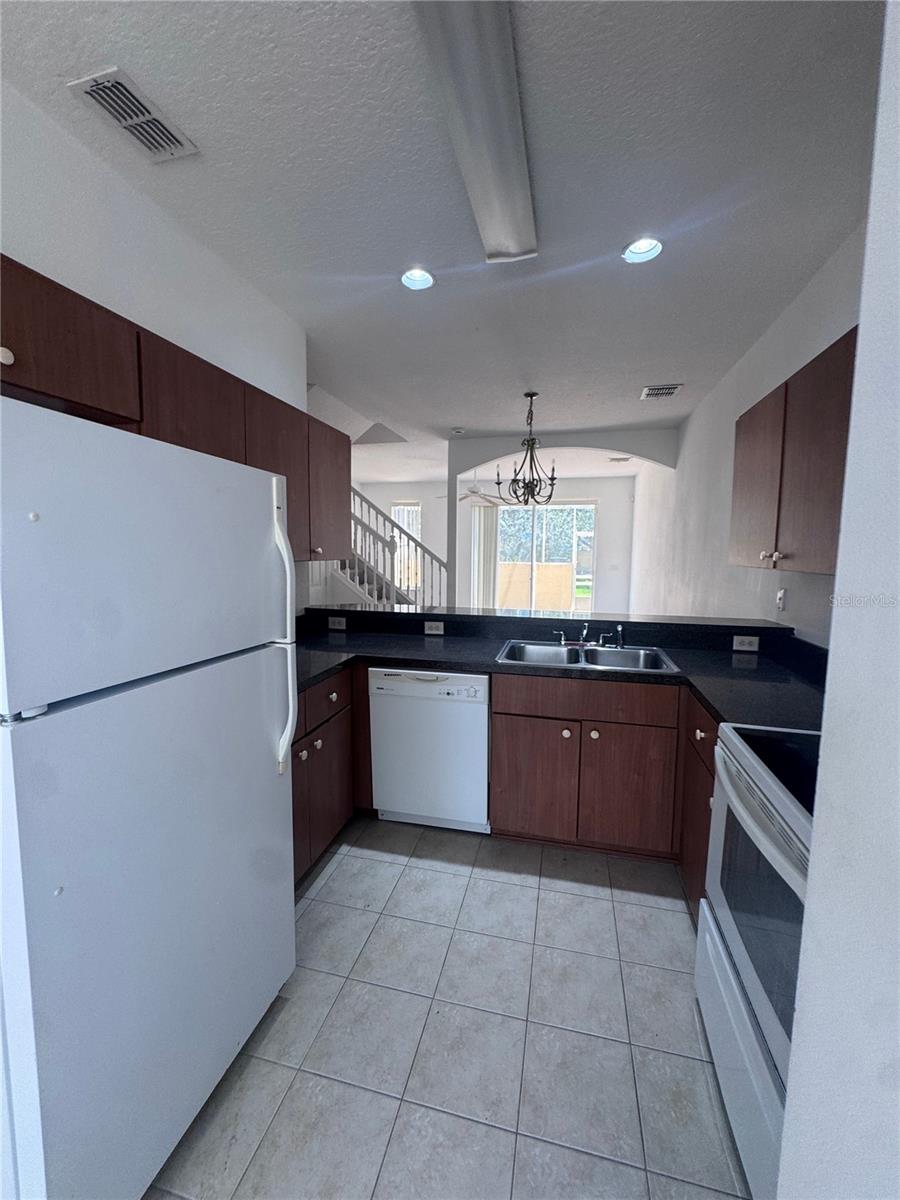 1194 S Beach Cir Property Photo 6