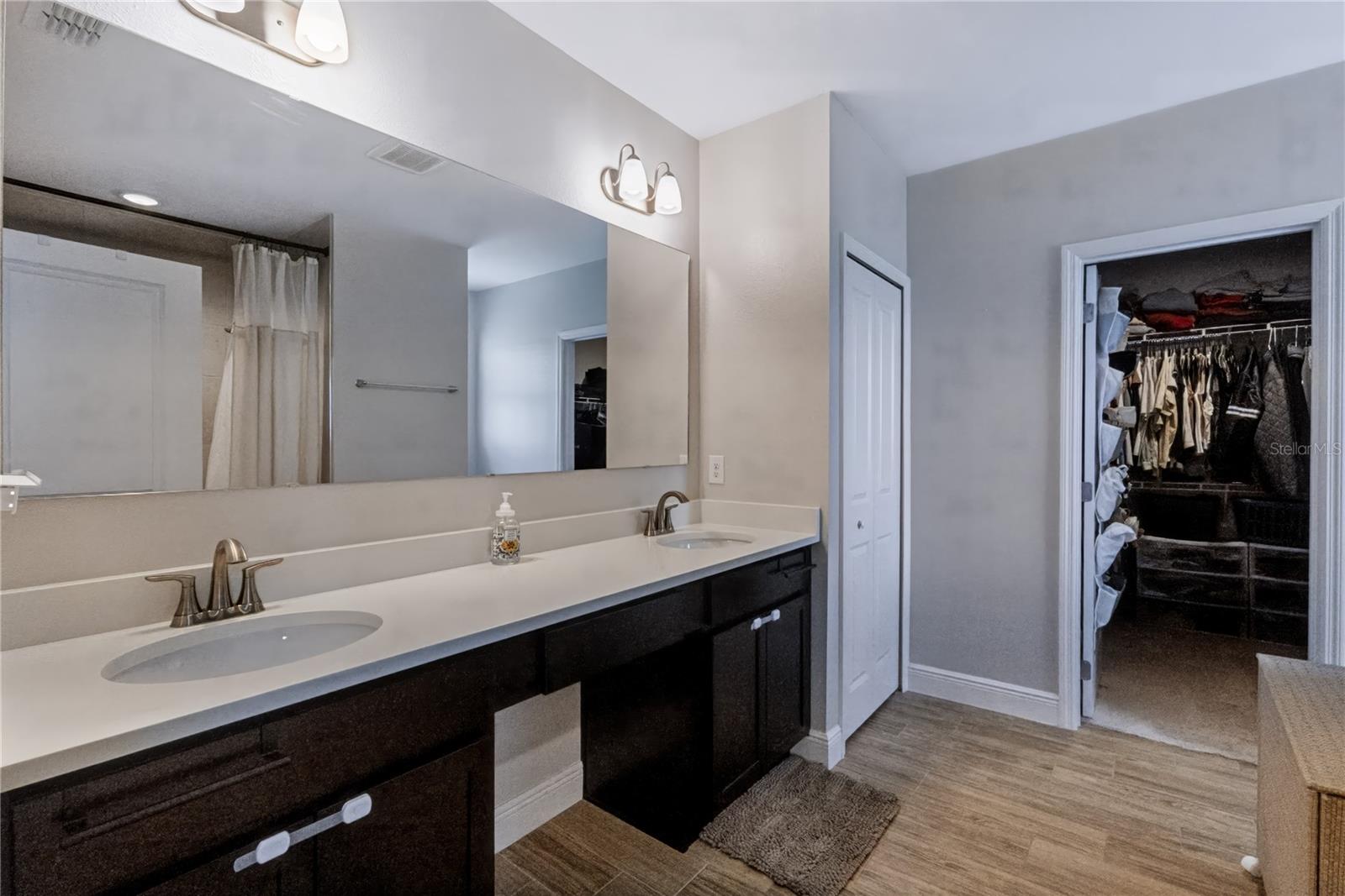 6564 Rhythm Dr Property Photo 15