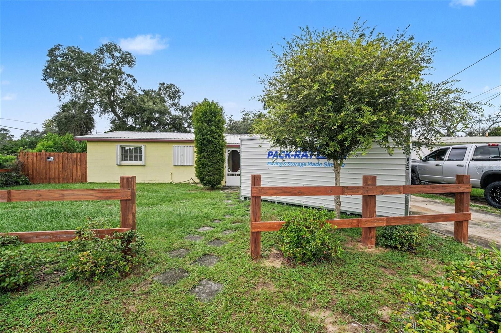 2440 Dolphin Rd Property Photo 1