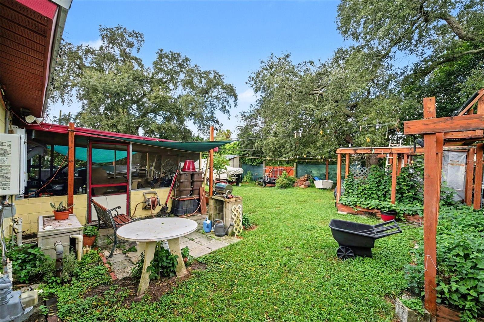 2440 Dolphin Rd Property Photo 28