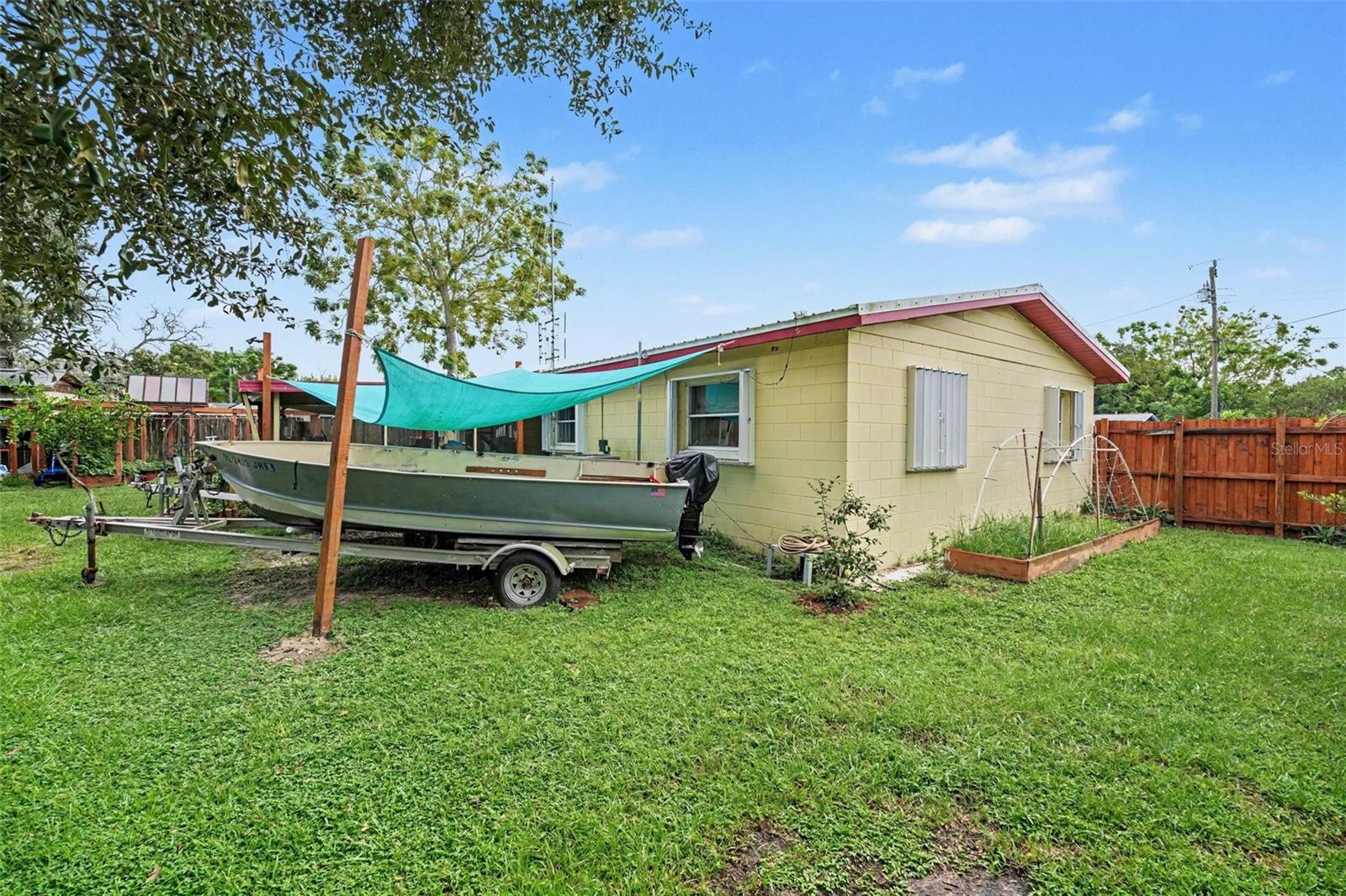 2440 Dolphin Rd Property Photo 30