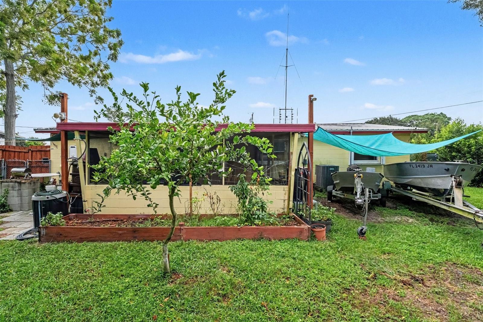 2440 Dolphin Rd Property Photo 31
