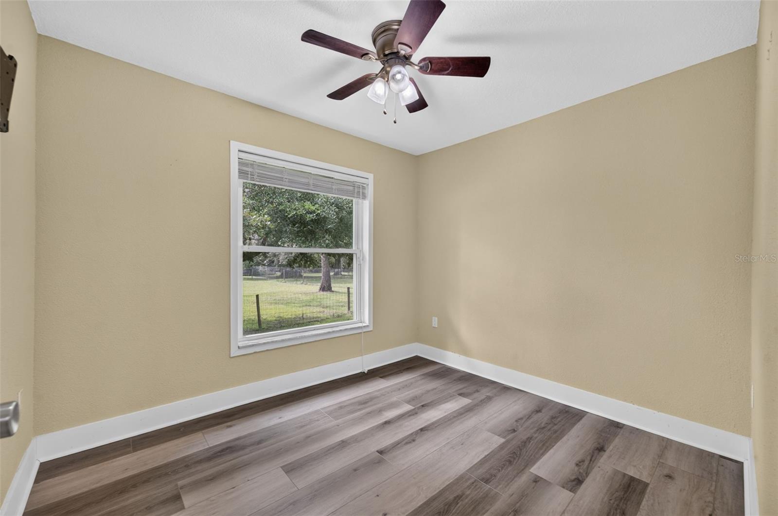 20963 E Colonial Dr Property Photo 25