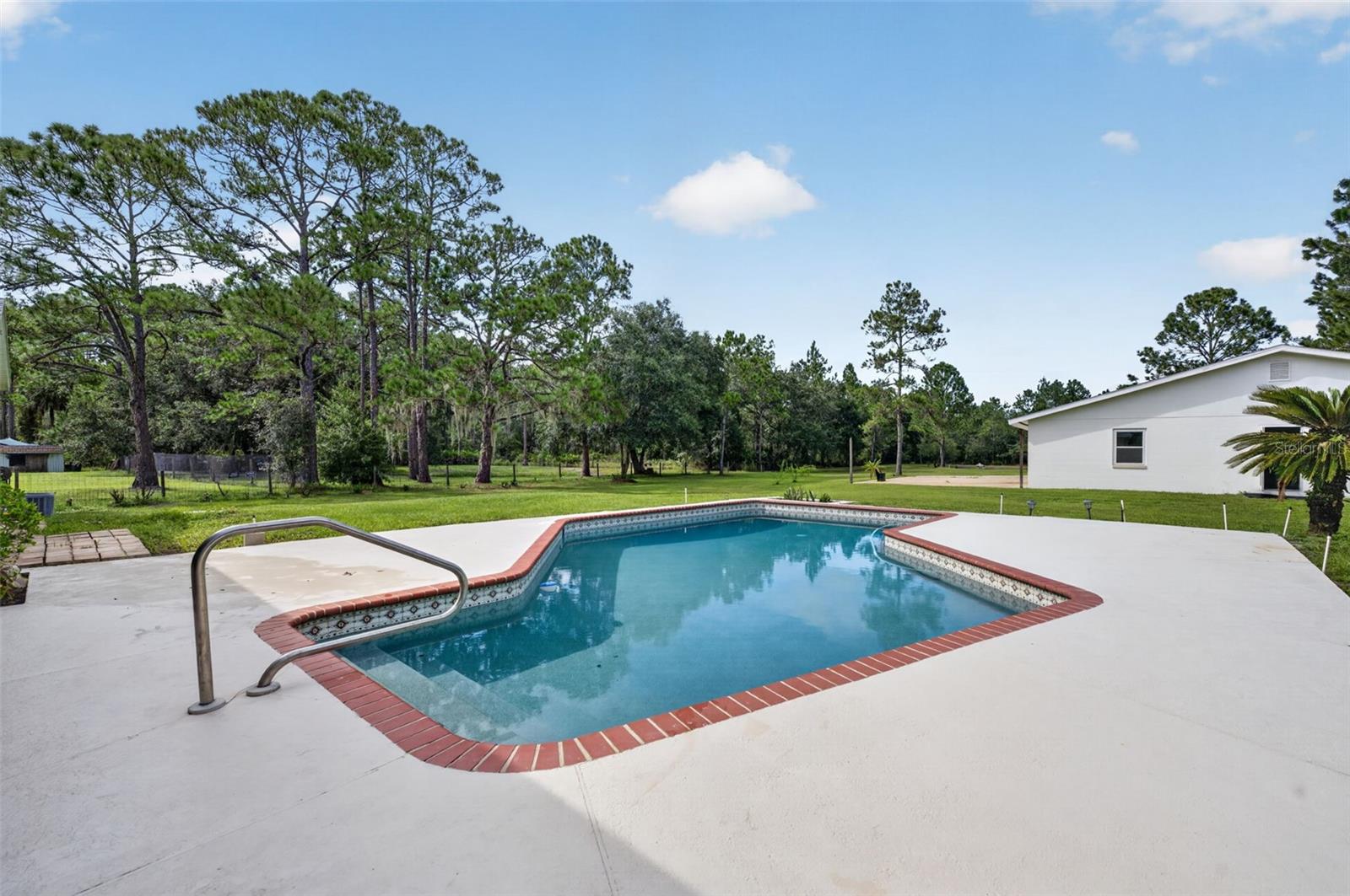 20963 E Colonial Dr Property Photo 33