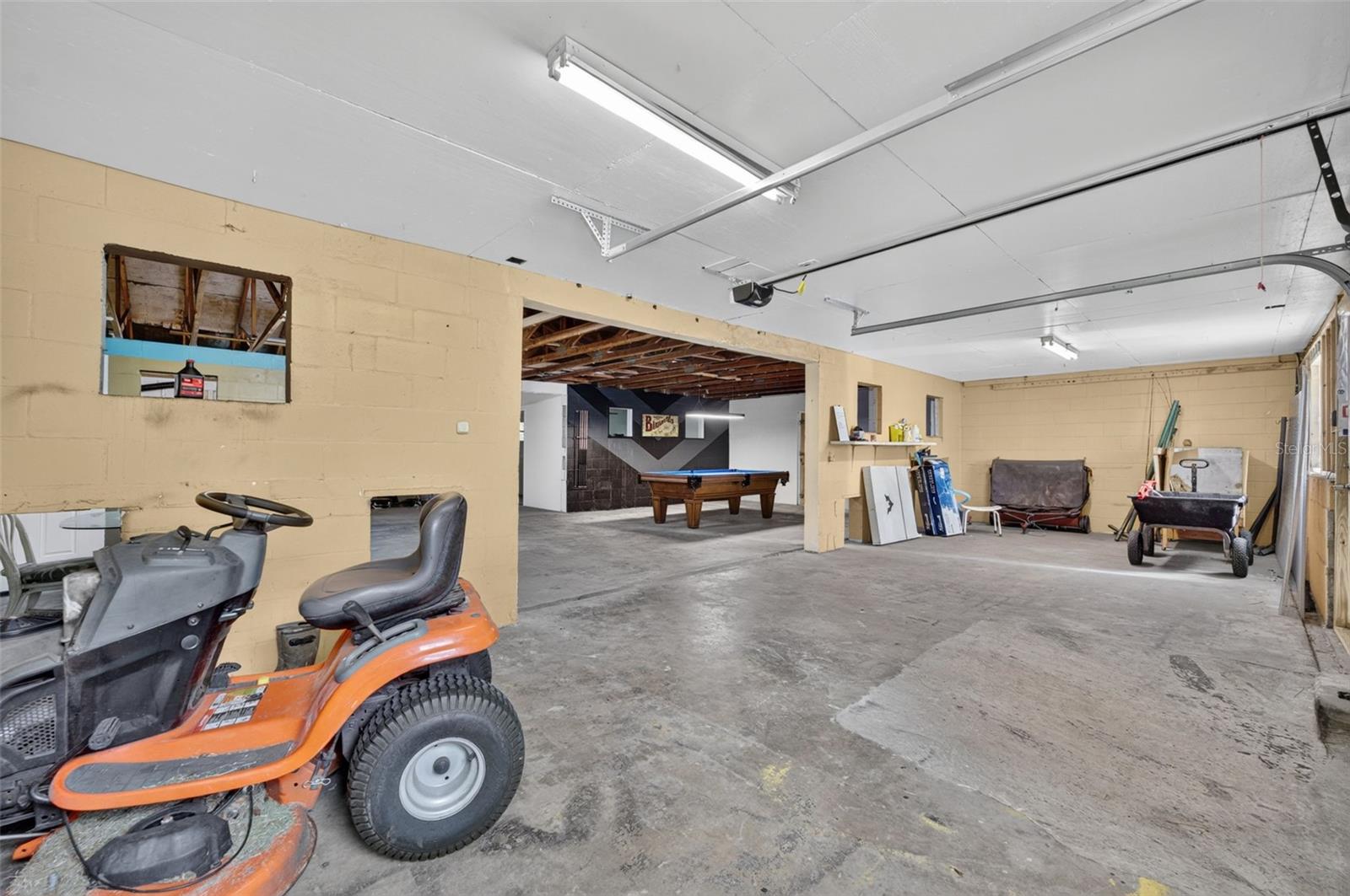 20963 E Colonial Dr Property Photo 43