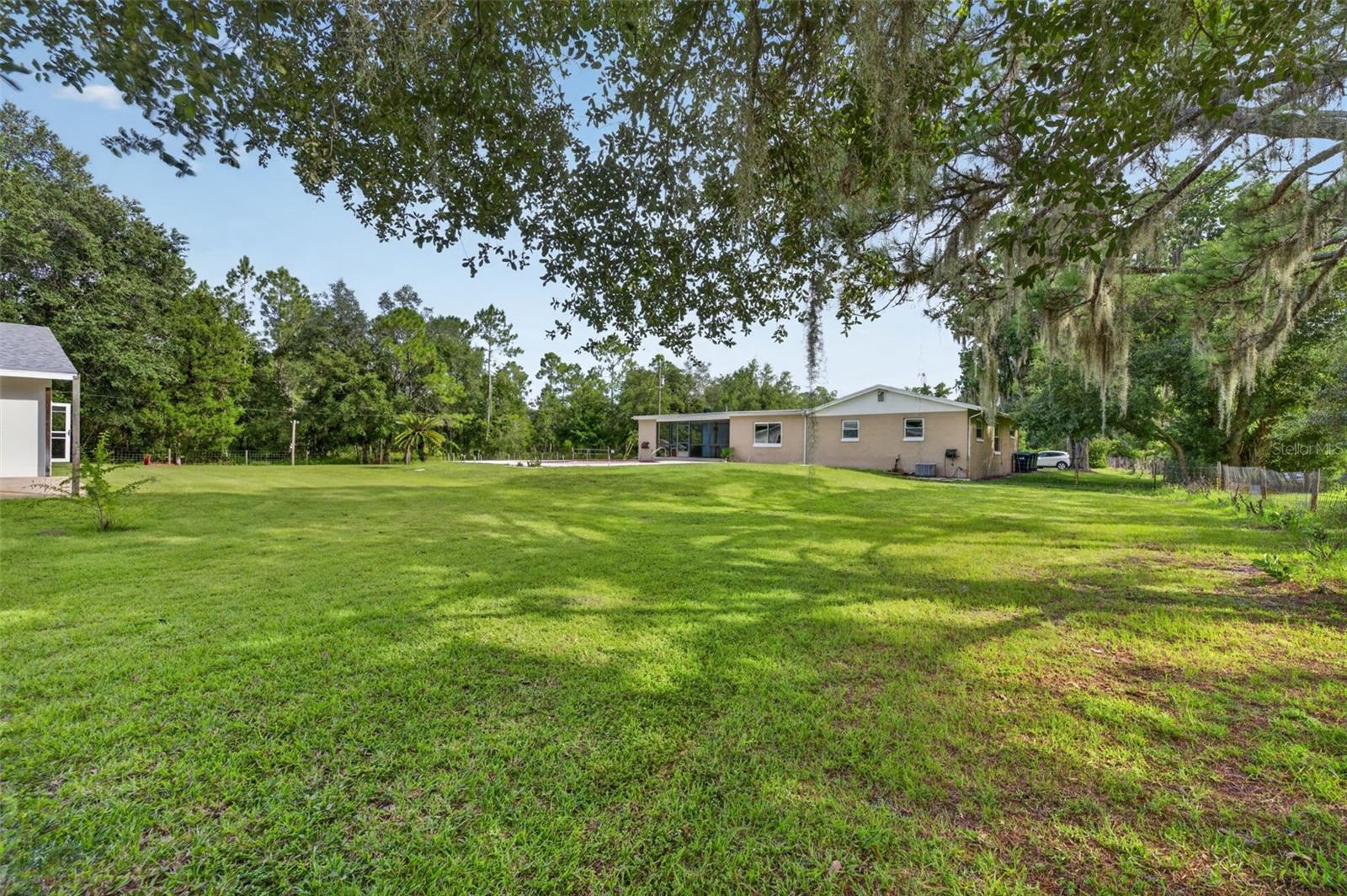 20963 E Colonial Dr Property Photo 54