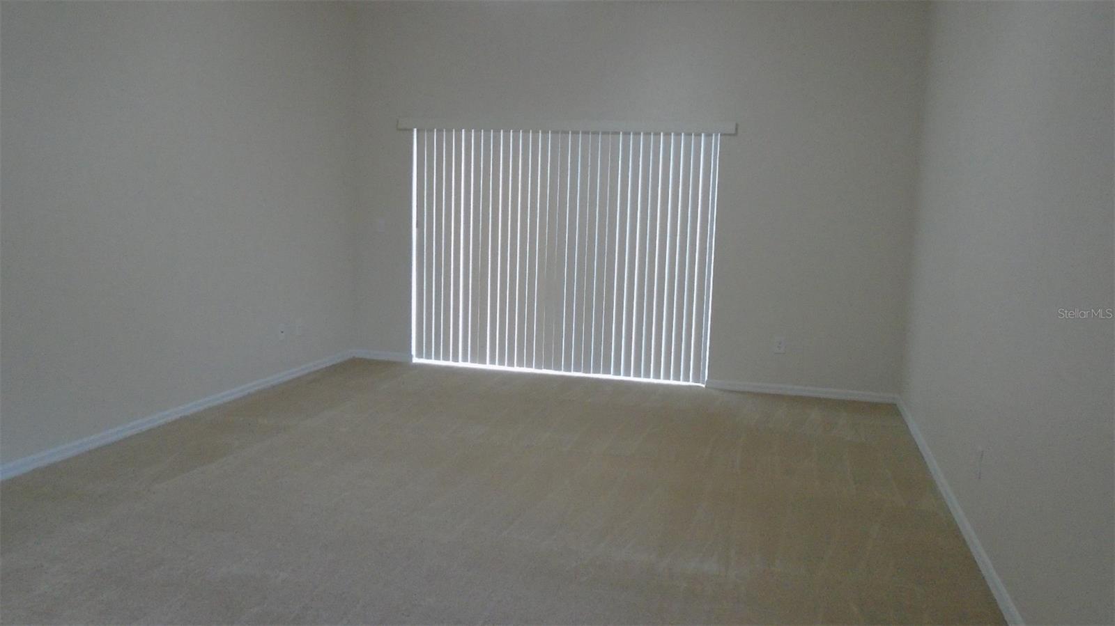 2406 Siward Ave Property Photo 3