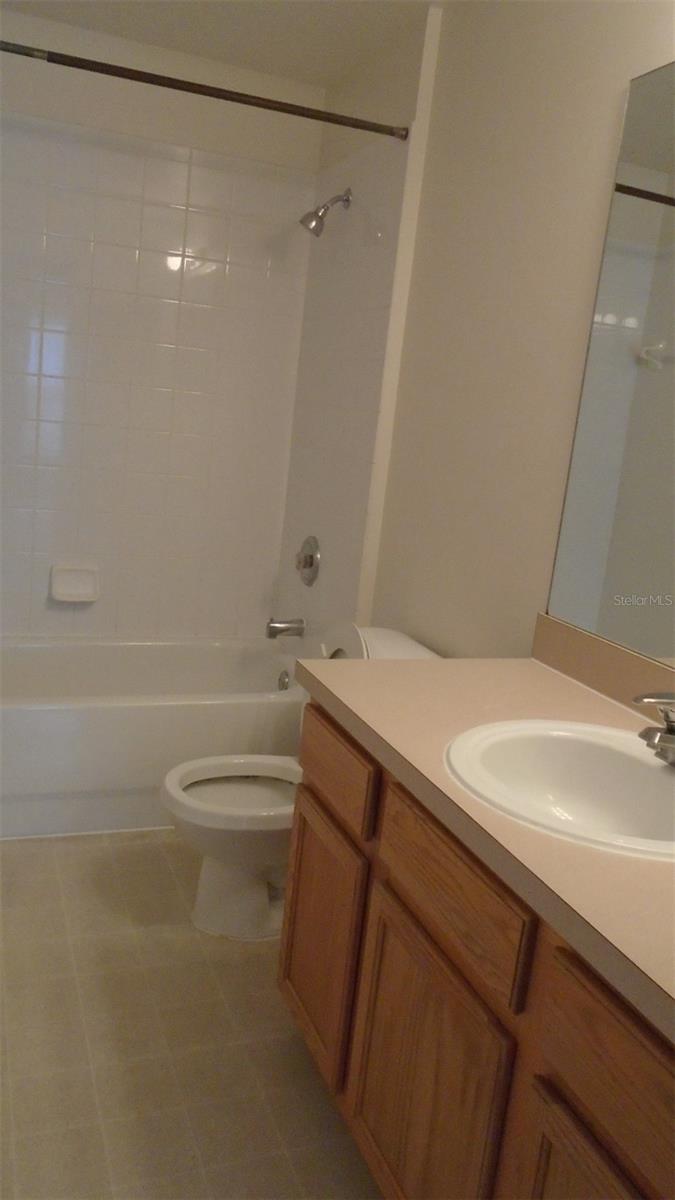 2406 Siward Ave Property Photo 5
