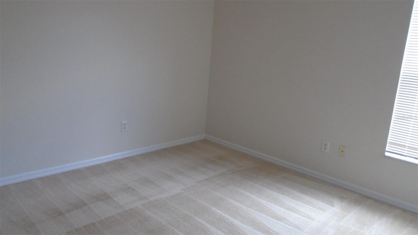 2406 Siward Ave Property Photo 6