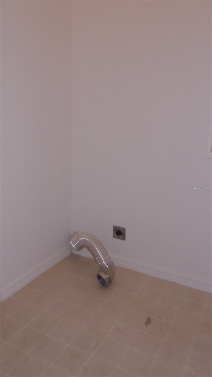 2406 Siward Ave Property Photo 10