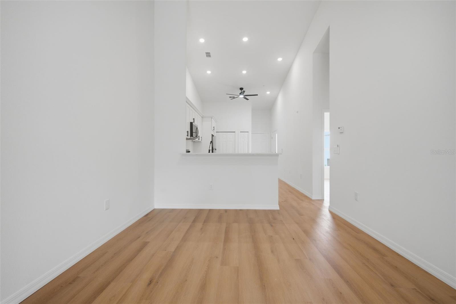 1411 Oak Pl #c Property Photo 4