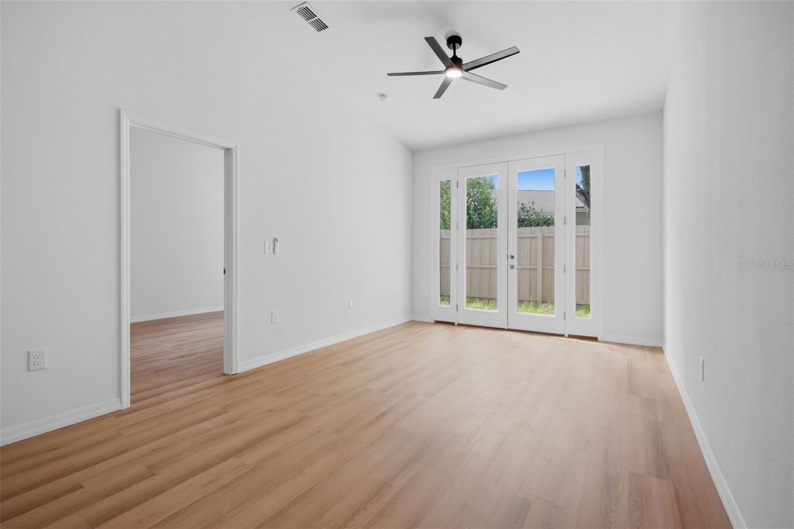 1411 Oak Pl #c Property Photo 8