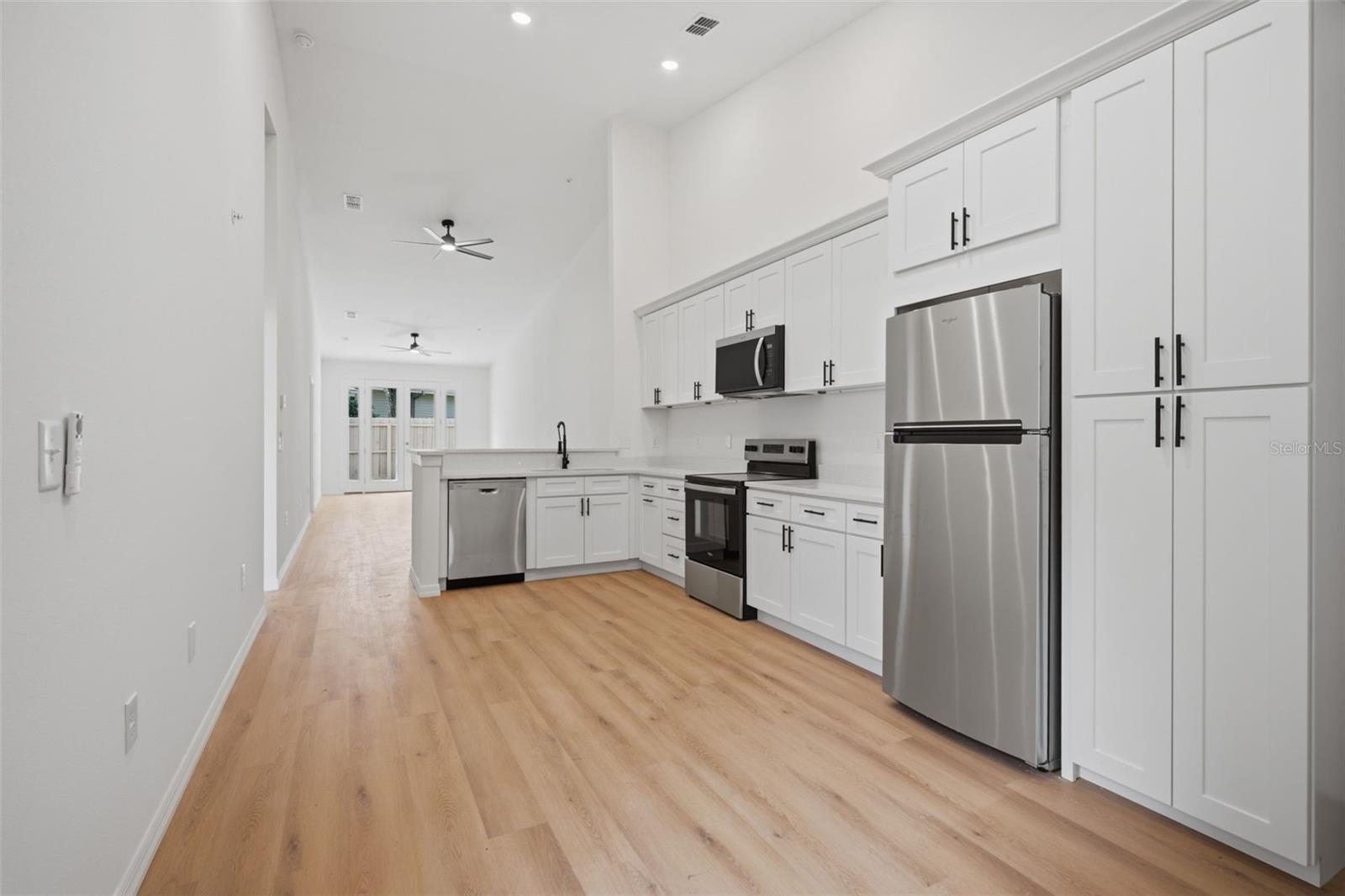1411 Oak Pl #c Property Photo 9