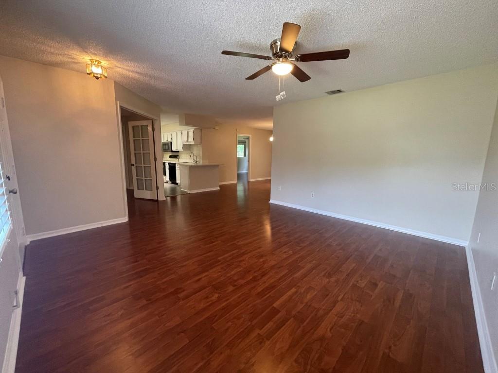 1133 Monroe Ave Property Photo 3