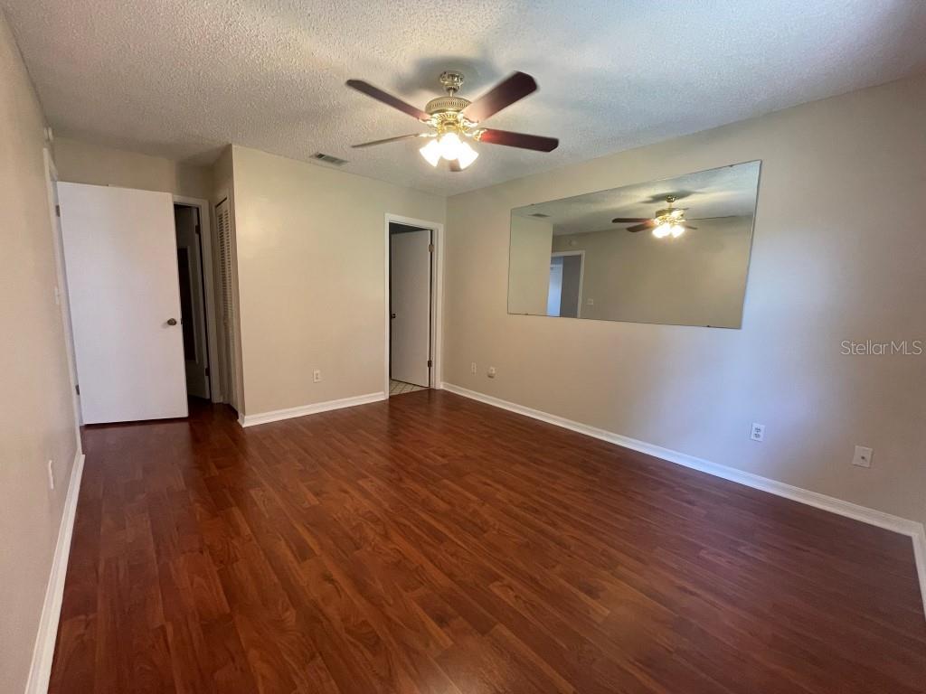 1133 Monroe Ave Property Photo 6