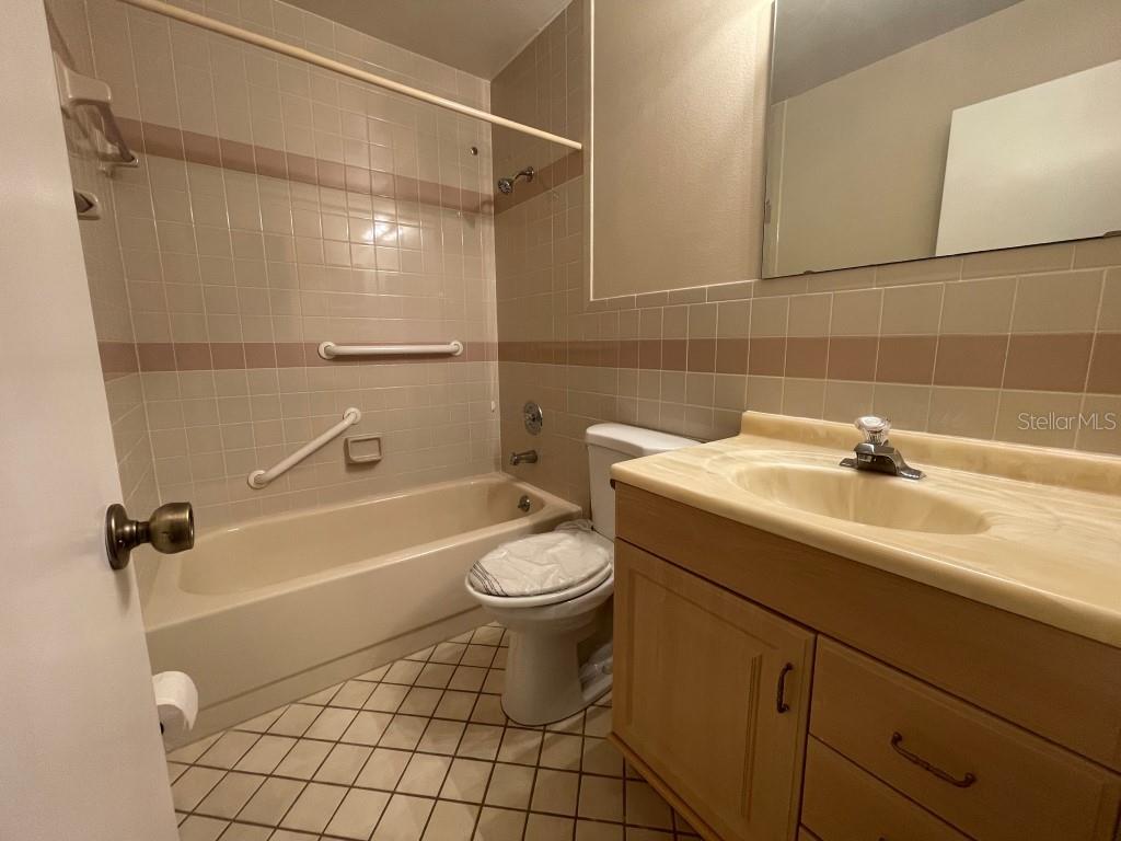 1133 Monroe Ave Property Photo 11