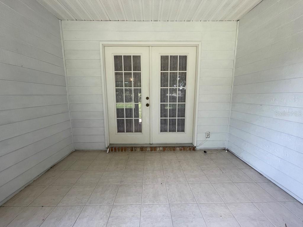 1133 Monroe Ave Property Photo 12