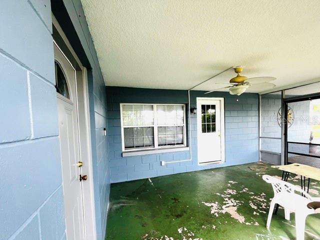 1513 Pleasant St Property Photo 2