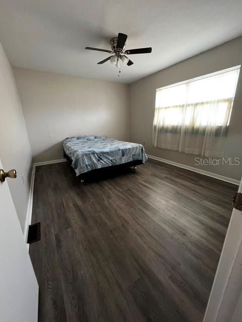 1513 Pleasant St Property Photo 8