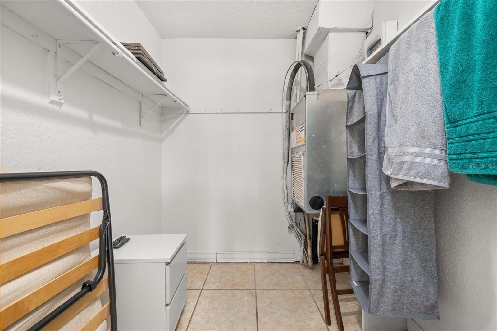 484 Banyon Tree Cir #100 Property Photo 19