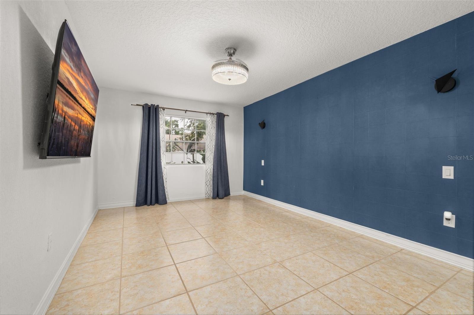 484 Banyon Tree Cir #100 Property Photo 20
