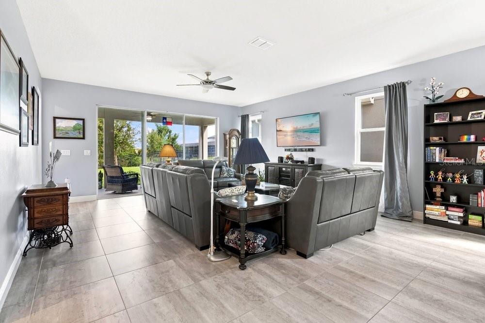 16773 Wingspread Loop Property Photo 10
