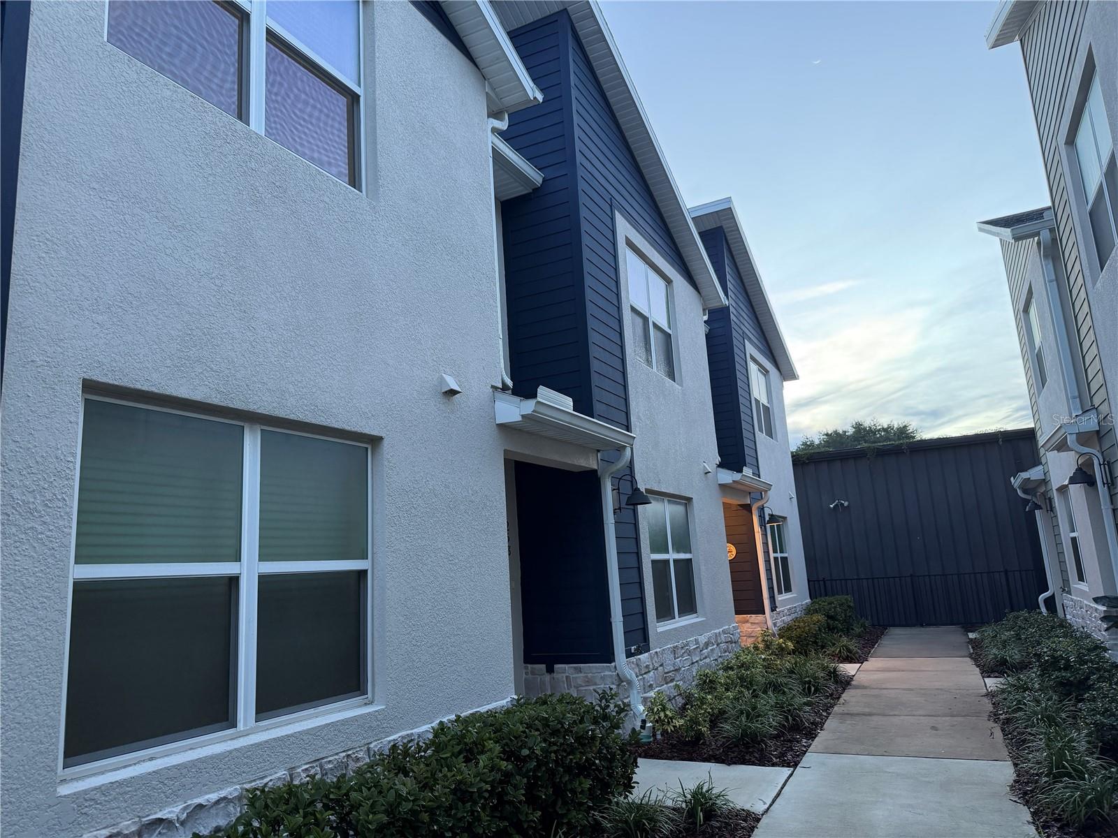 258 Capulet Cv Property Photo 2
