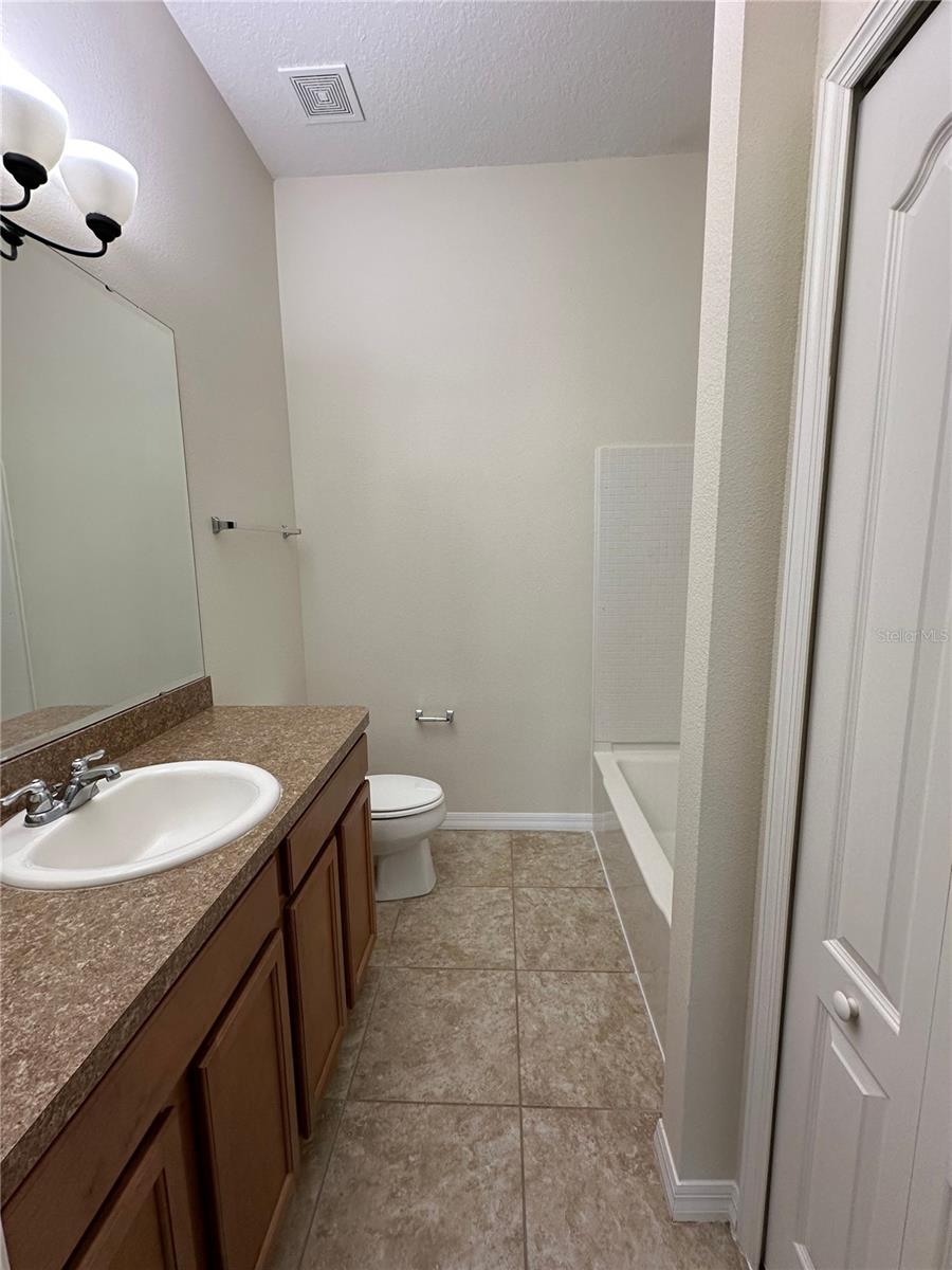 1121 Trillium Park Ln Property Photo 16