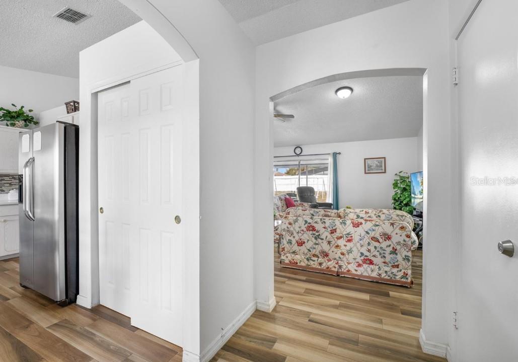 1065 Jason Ridge Ct Property Photo 2