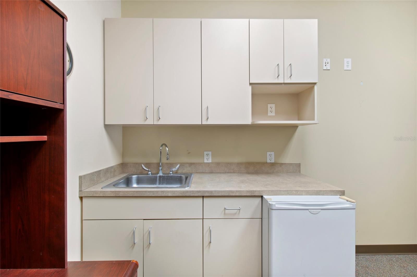 7065 Westpointe Blvd #317 Property Photo 10