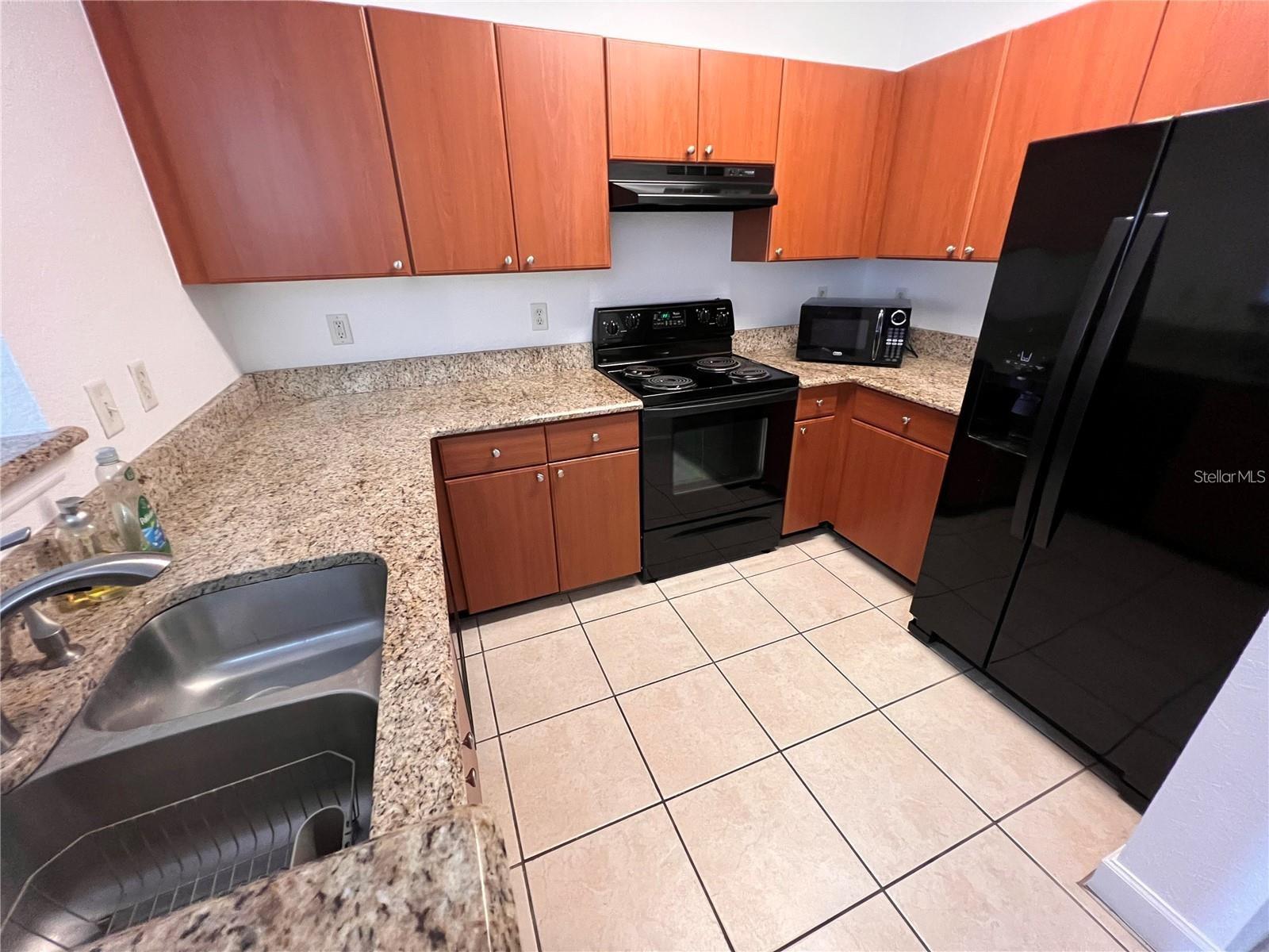 304 E South St #5020 Property Photo 2