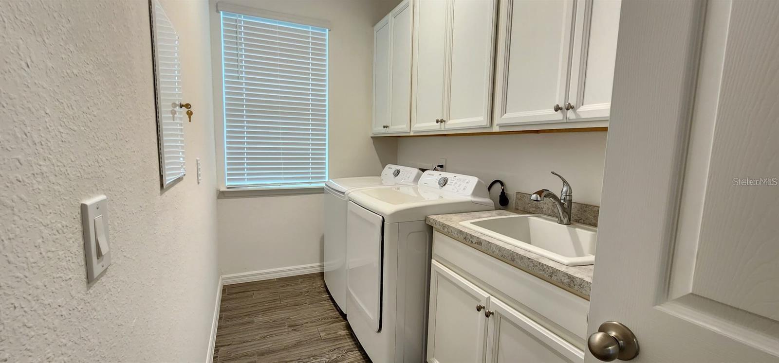 2140 Standing Rock Cir Property Photo 14