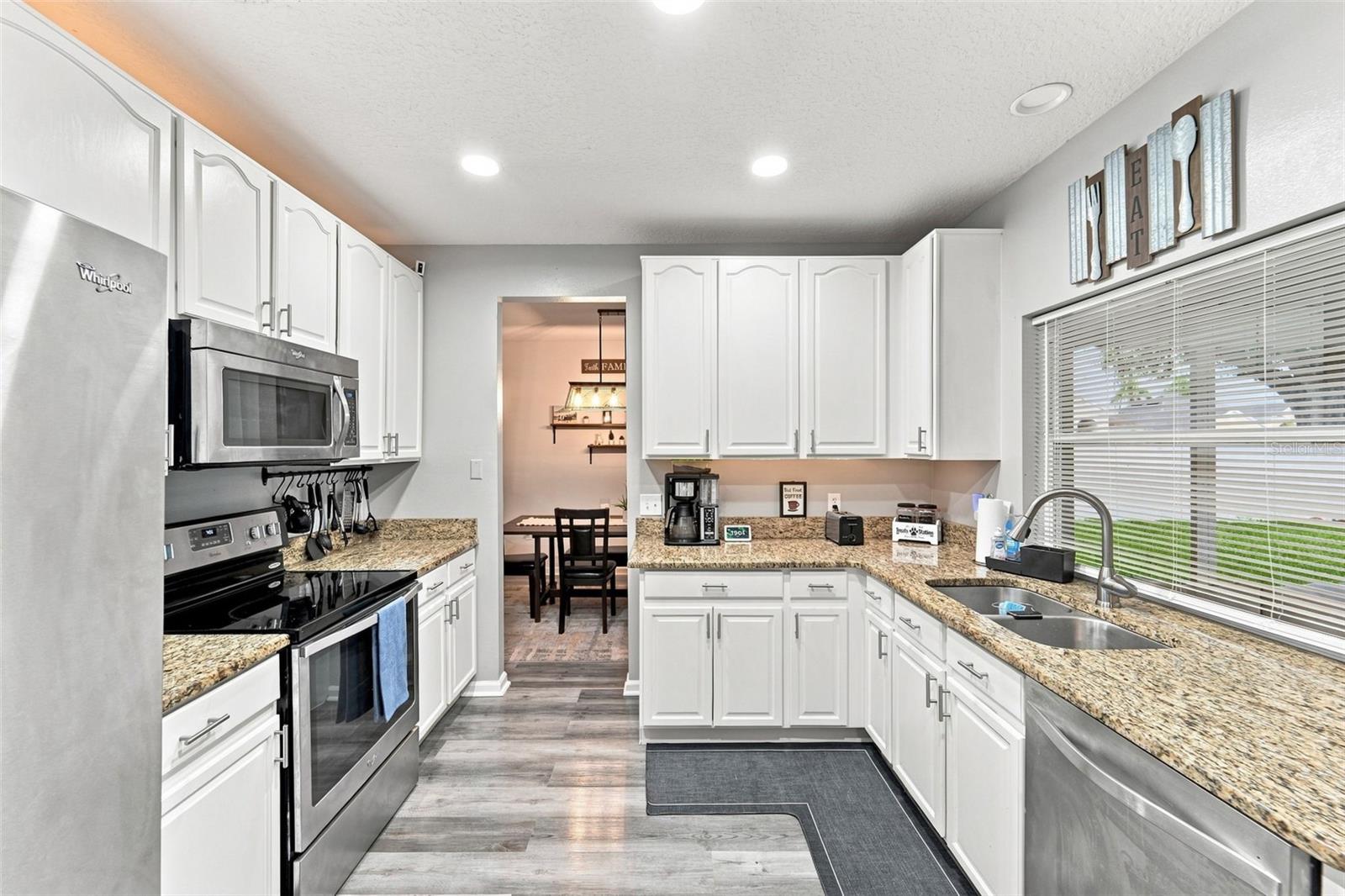 3232 Herons Point Cir Property Photo 11
