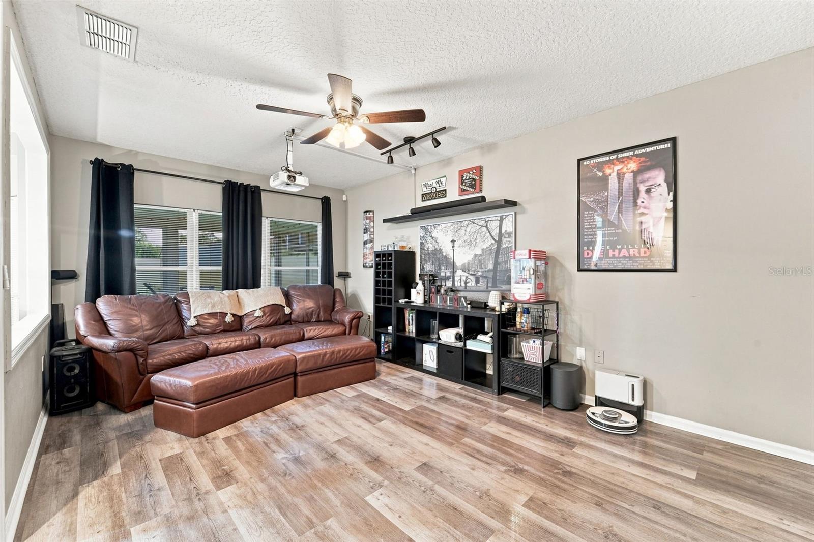 3232 Herons Point Cir Property Photo 15