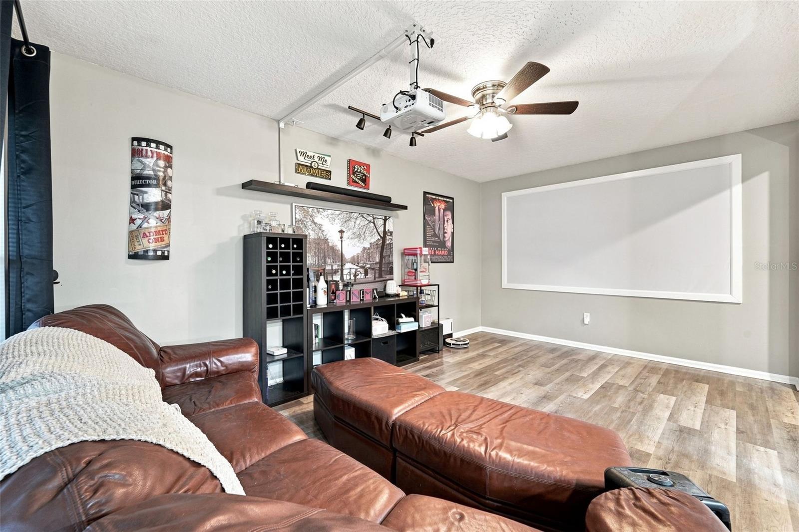 3232 Herons Point Cir Property Photo 16