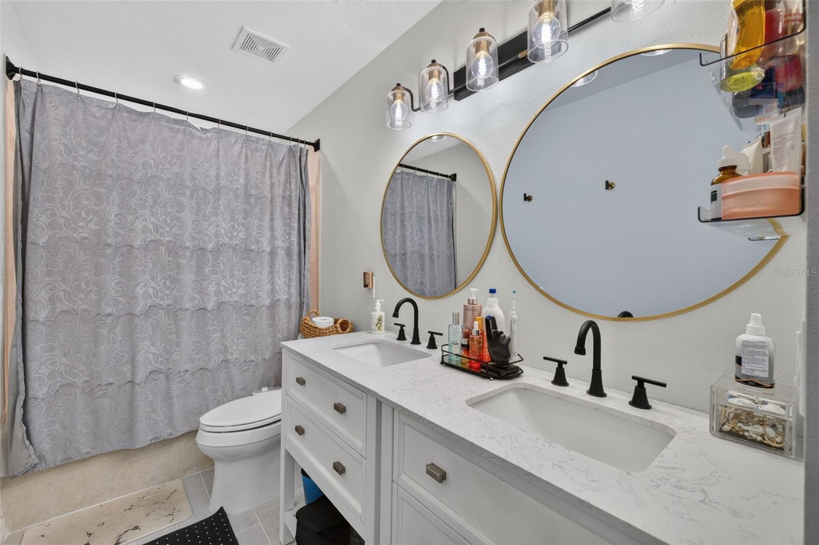 6086 Chapledale Dr Property Photo 23
