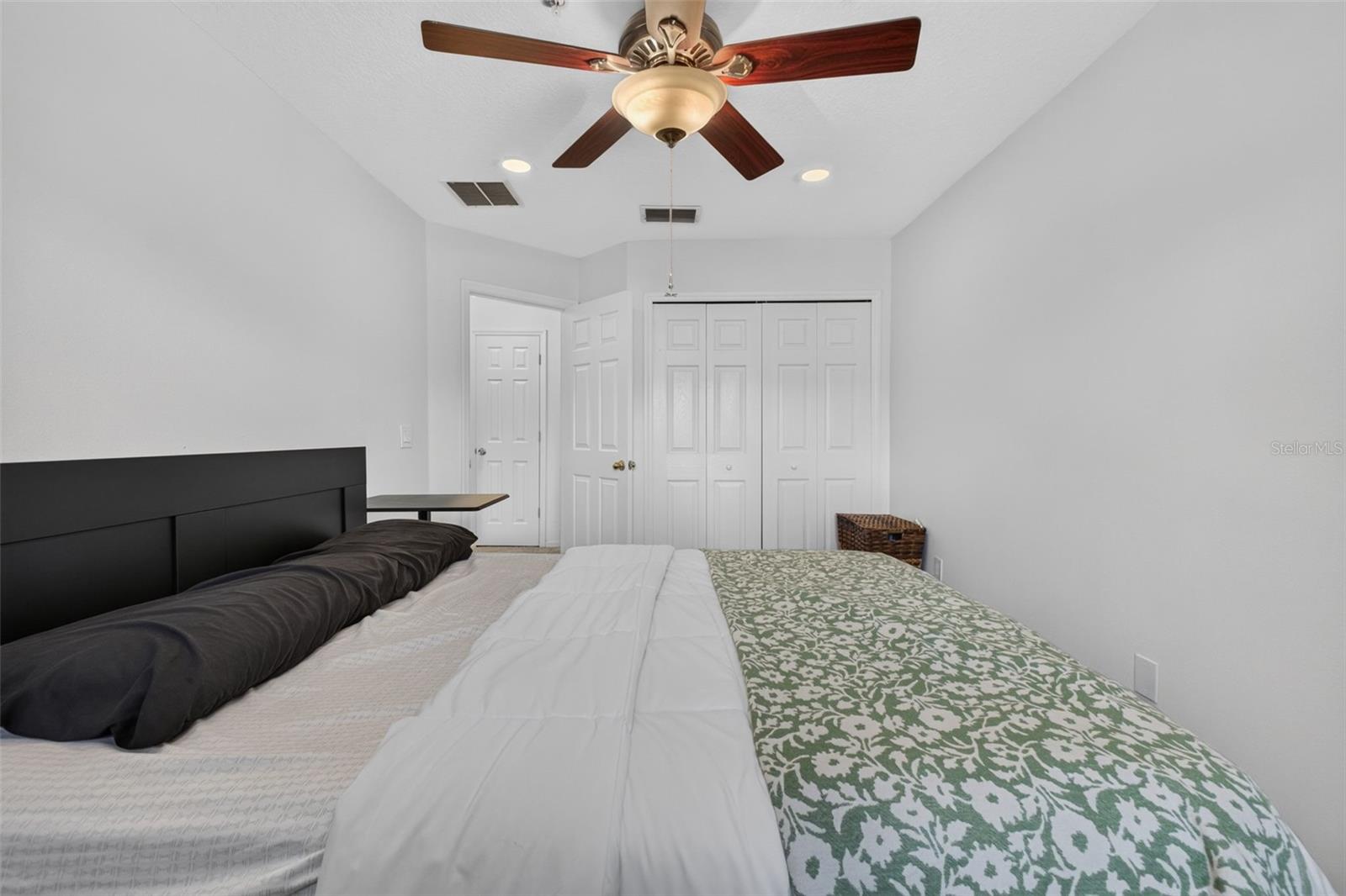 6086 Chapledale Dr Property Photo 28