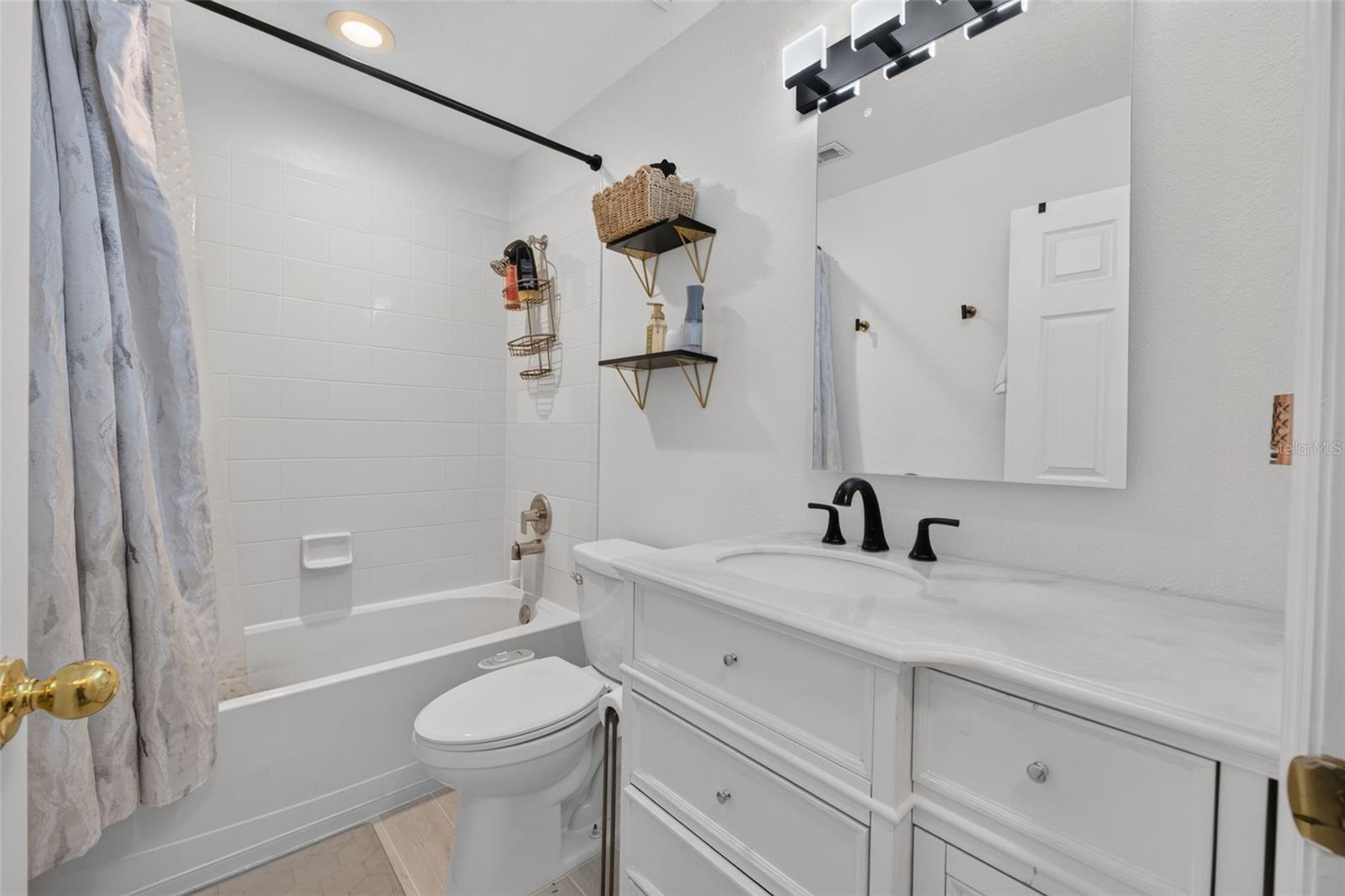 6086 Chapledale Dr Property Photo 30