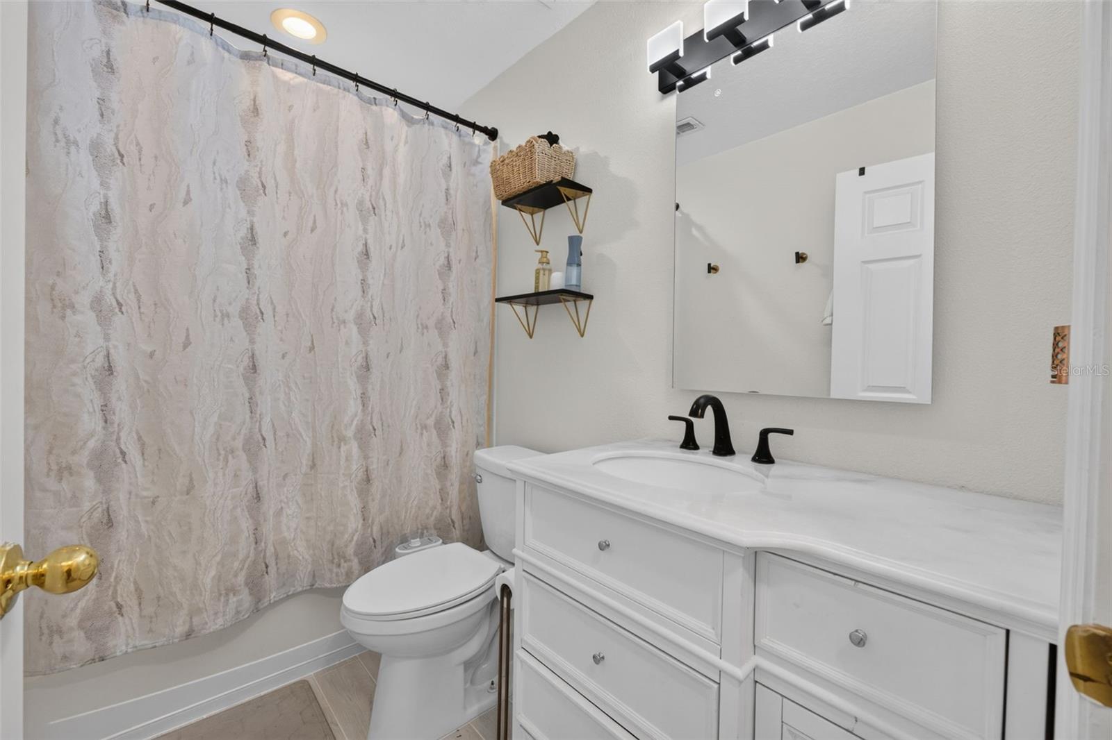 6086 Chapledale Dr Property Photo 31