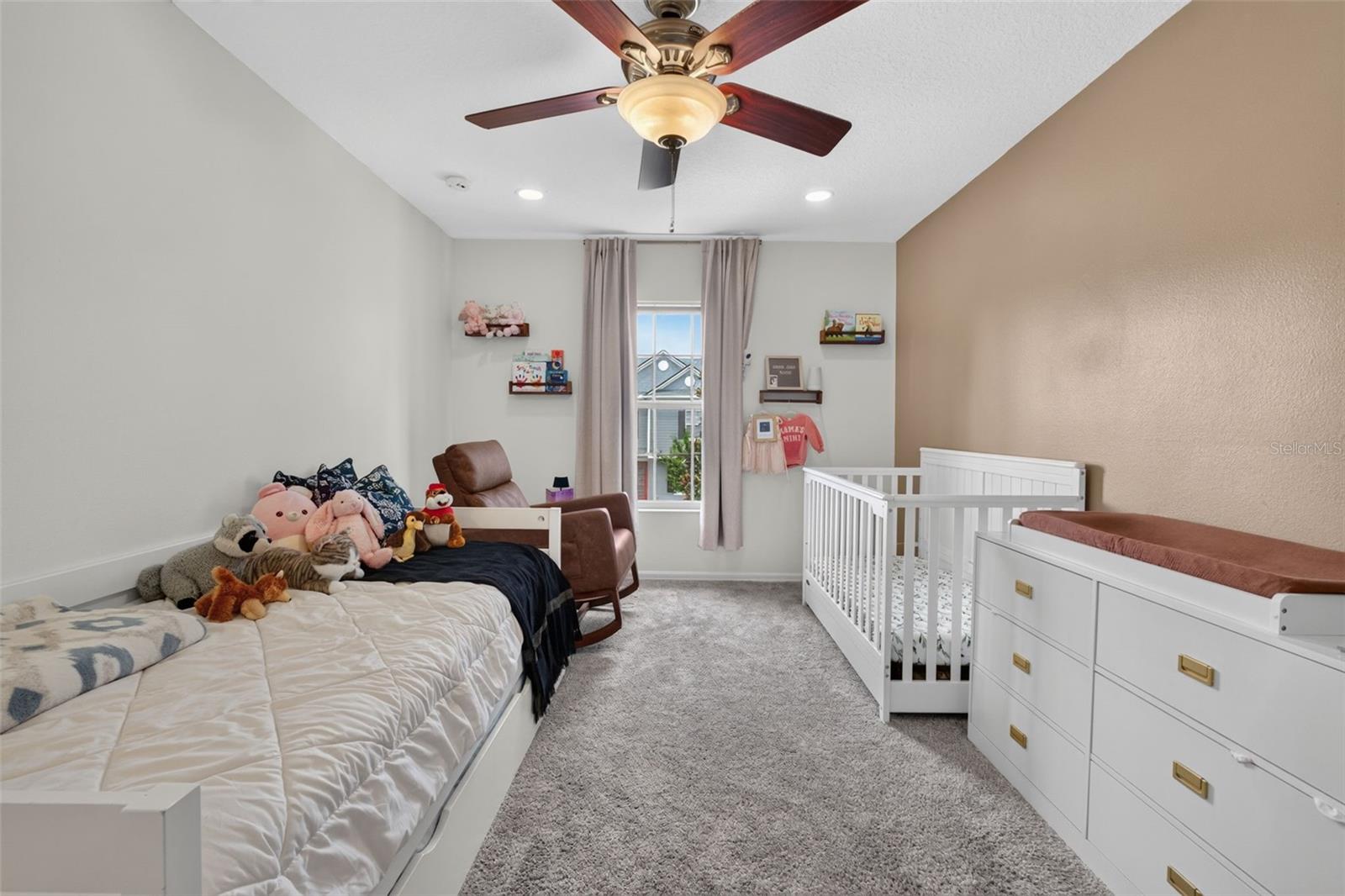 6086 Chapledale Dr Property Photo 33