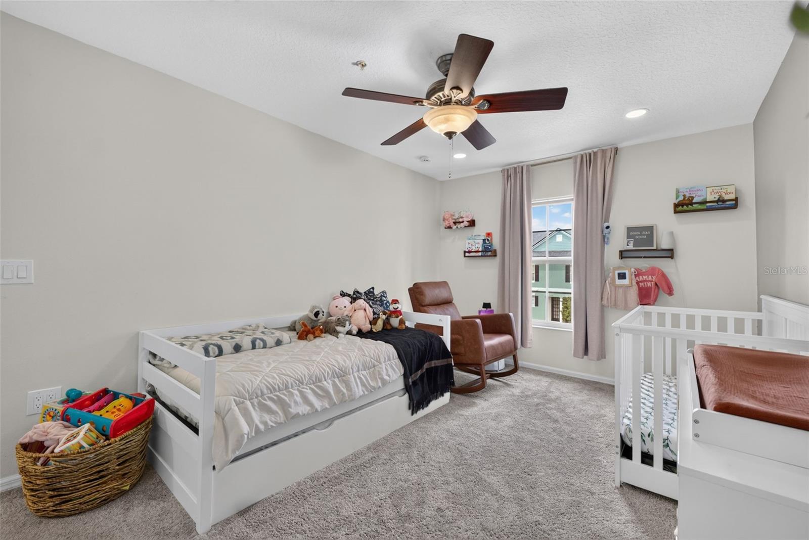 6086 Chapledale Dr Property Photo 34