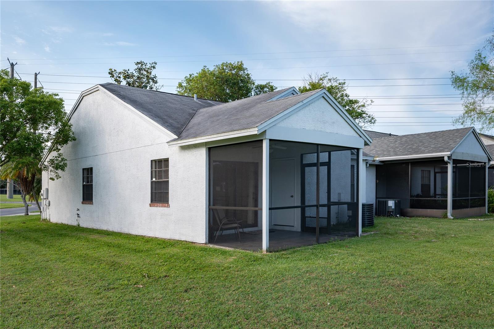 102 Candlewick Ct Property Photo 5