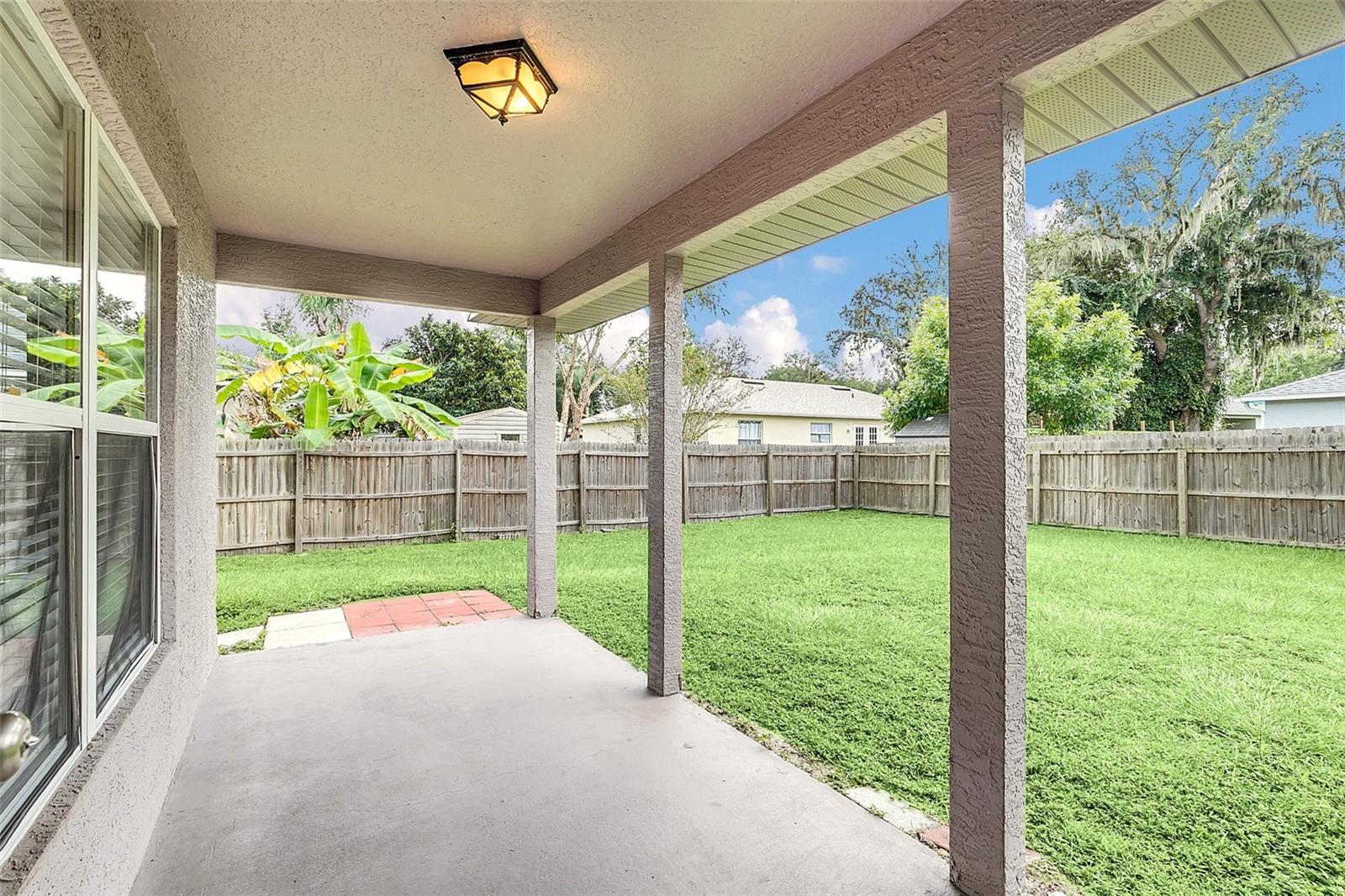 O6440508 Property Photo 29