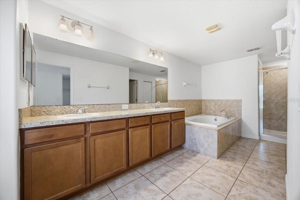 3606 Rodrick Cir Property Photo 20