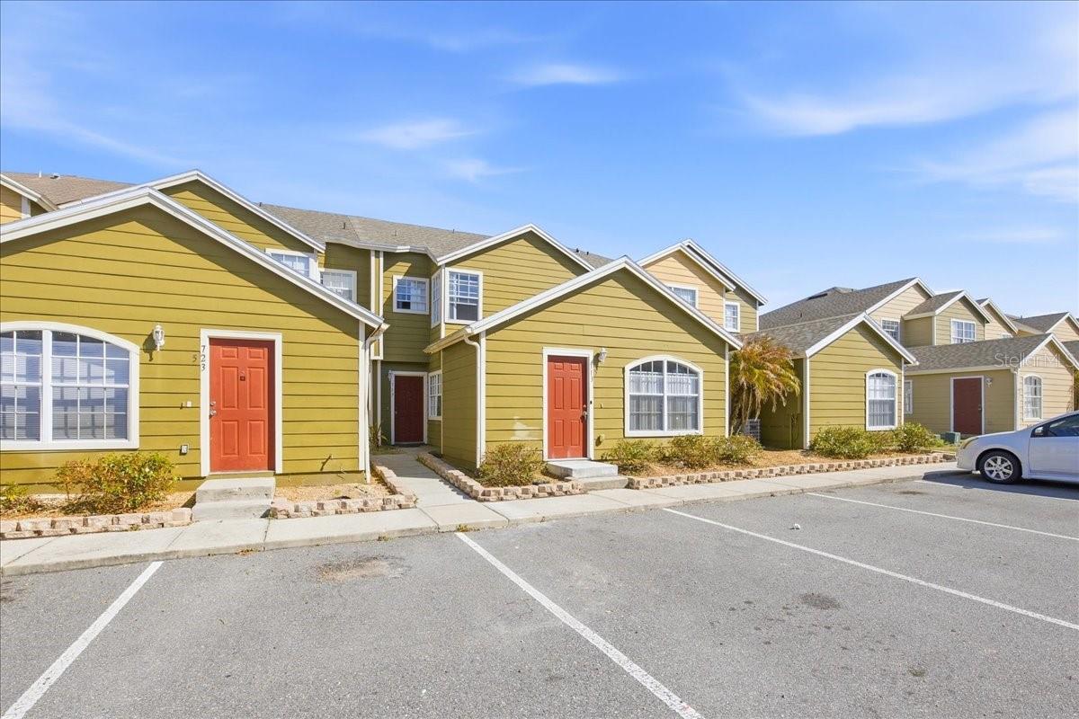 713 Washington Palm Loop #main Property Photo 2