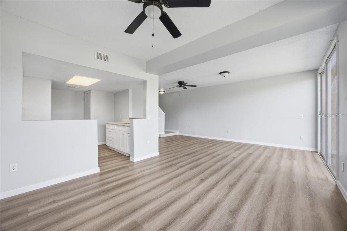 713 Washington Palm Loop #main Property Photo 7